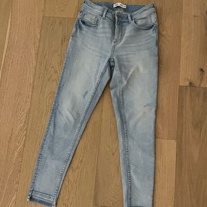 NWOT Zara light wash jeans